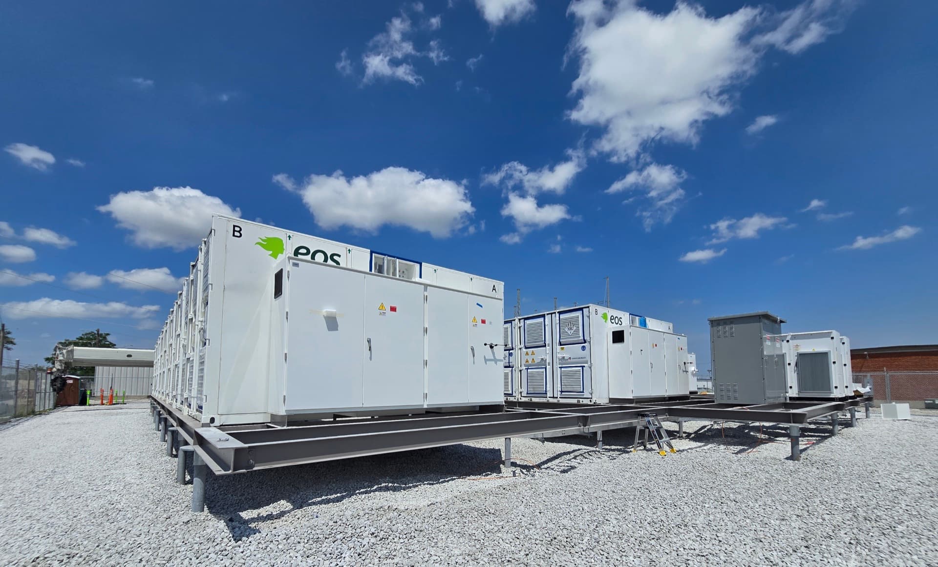 Utility scale battery storage containers at the Lincoln Electric System site in Nebraska, controlled by WATTMORE Intellect Operate
